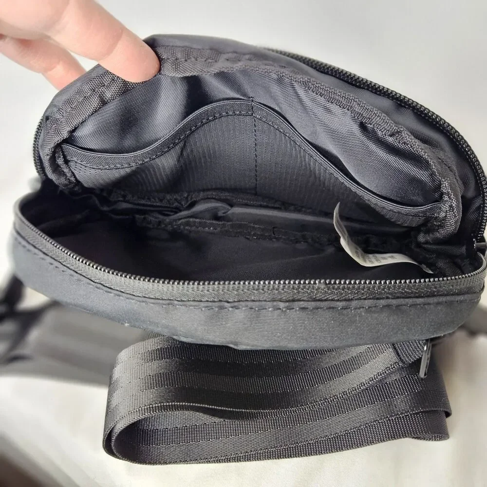 Womens Black Cross Body/ Adjustable Waist Bag Belt Bag